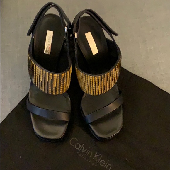 Calvin Klein Collection Platform Sandals NIB - Picture 3 of 5